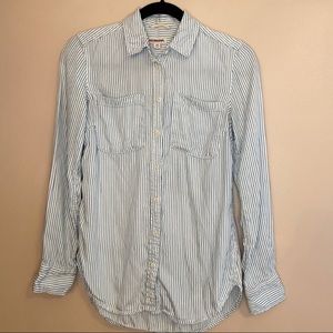 MERONA WHITE & BLUE STRIPED BUTTON DOWN LONG SLEEVE SHIRT